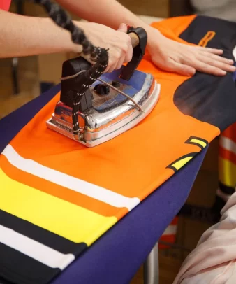 Катушки тканей на складе Escaper